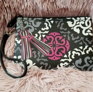 Vera Bradley Canterbury Wristlet
